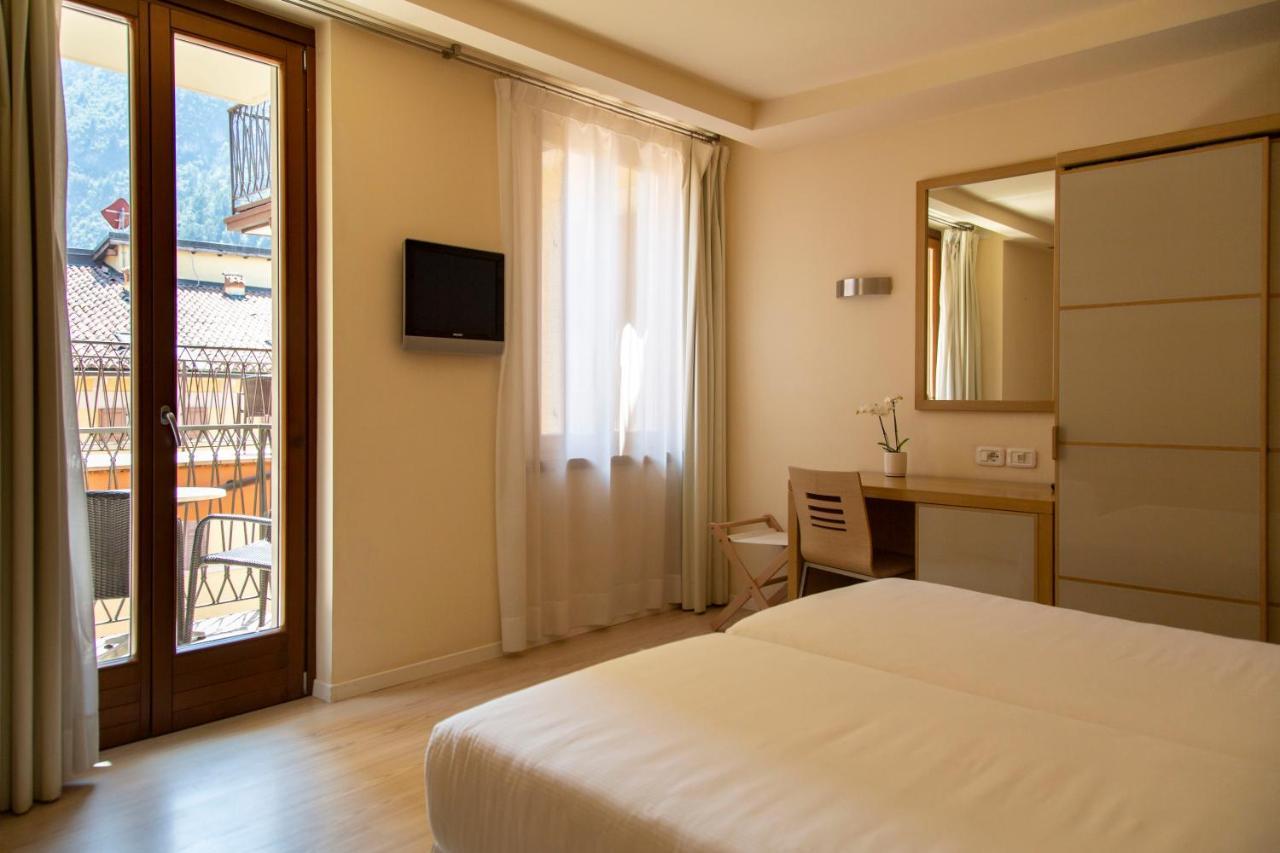 Triple Room with Balcony